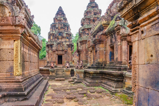 Banteay_Srei.jpg