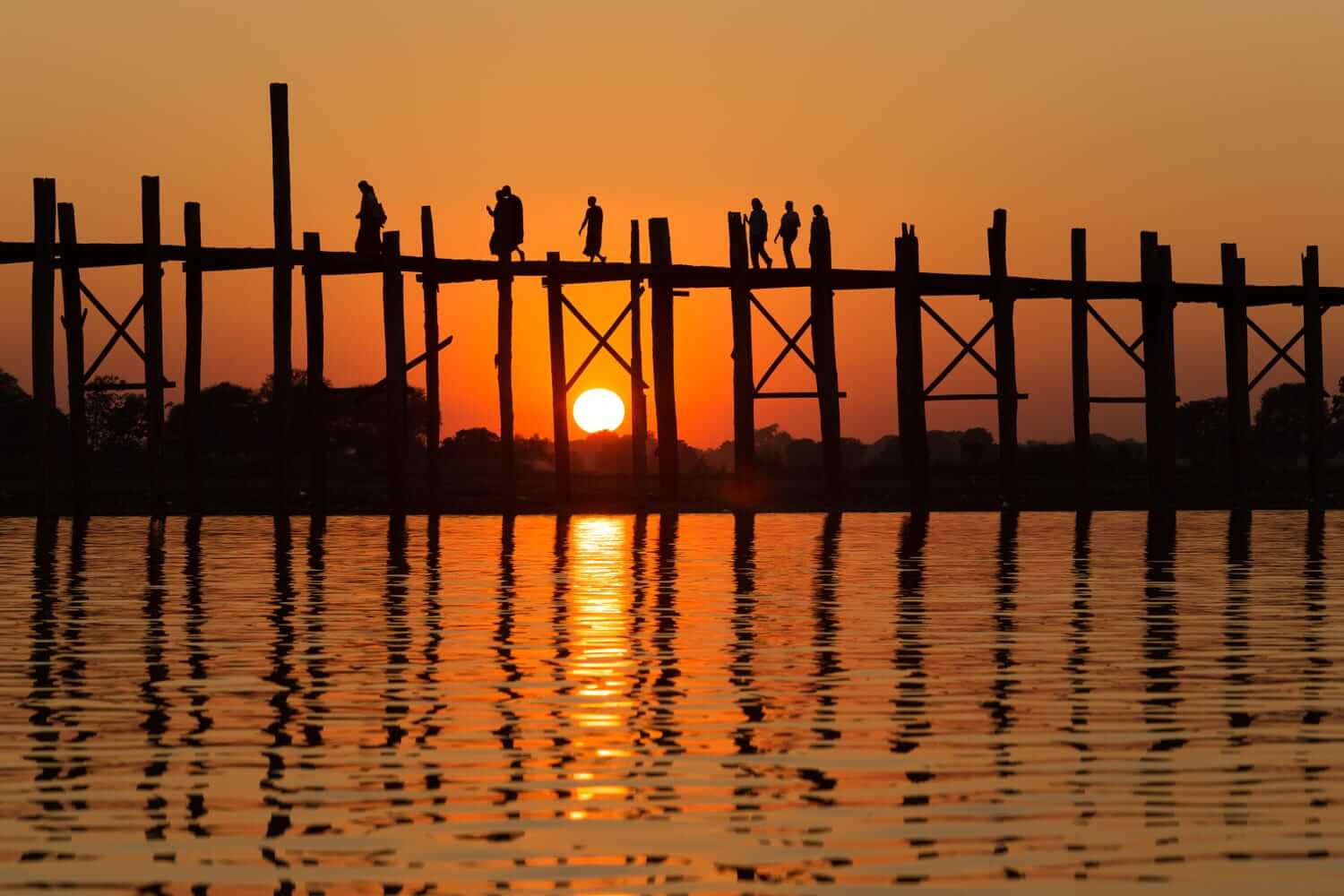 Ubein_Bridge_2.jpg