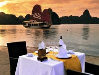 HALONG BAY - overnight on cruise - 3 DAYS 2 NIGHTS
