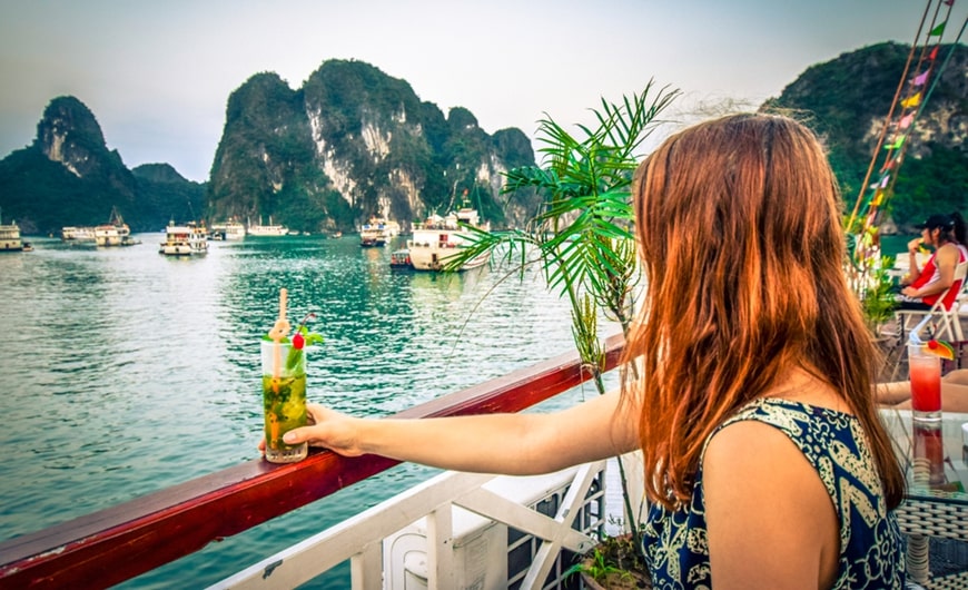 vnza_halong_bay_3.jpg