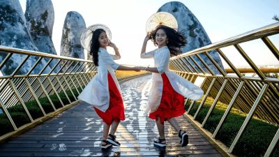 TOUR BÀ NÀ HILL